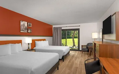 Hotel Vervana, Trademark Collection by Wyndham