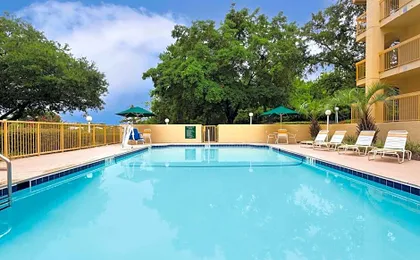 Days Inn by Wyndham Gainesville University I-75