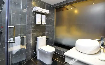 Mango Hotel