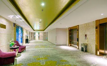 Kaisa Keyu Hotel (Shenzhen East Railway Station Buji Subway Station)