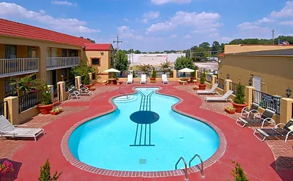 Days Inn by Wyndham Memphis at Graceland