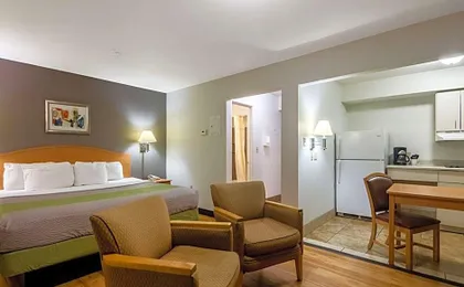 Blue Bonnet Suites -Lubbock, TX - Medical Center
