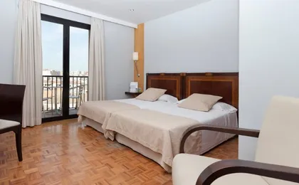 DON CURRO HOTEL