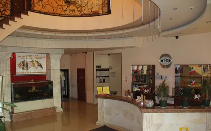 Cron Hotel