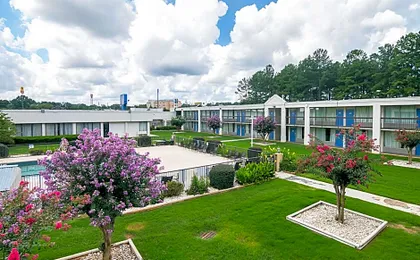 Motel 6-Conyers, GA