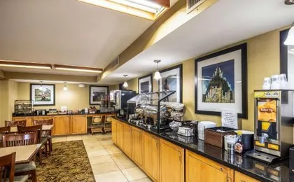 Country Inn & Suites By Carlson Tulsa Central