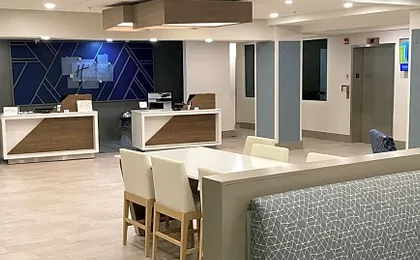 Holiday Inn Express Hotel & Suites Cocoa Beach By IHG