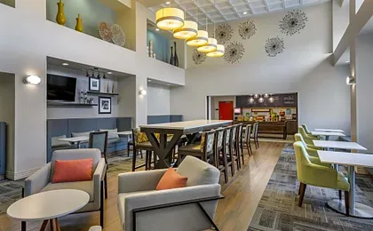 Hampton Inn & Suites by Hilton Edmonton/West