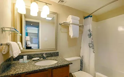 Hawthorn Suites by Wyndham Tinton Falls