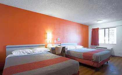 Motel 6 Kingman, AZ - Route 66 West