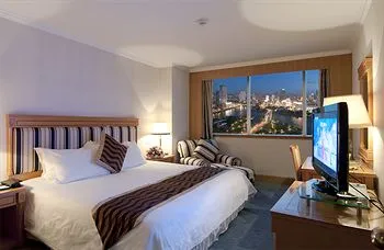 Golden Port Hotel