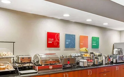 Comfort Inn & Suites West Chester - North Cincinnati