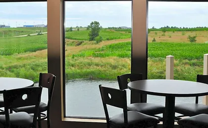 Cobblestone Inn & Suites - Newton