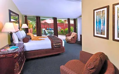 Monterey Peninsula Inn