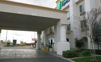 Holiday Inn Express Stockton Southeast By IHG
