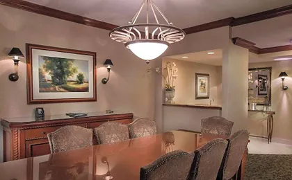 DoubleTree by Hilton Lisle Naperville
