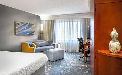 Courtyard by Marriott Denton