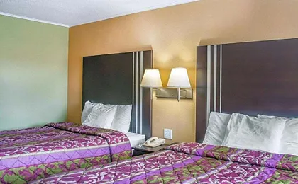 Amherst Inn & Suites