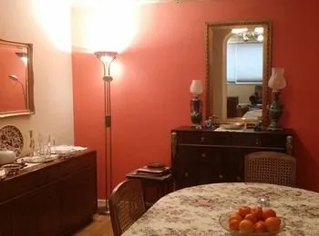 Queen Anne Apartment