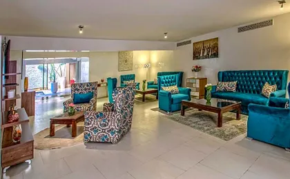 Yaad City Hotel