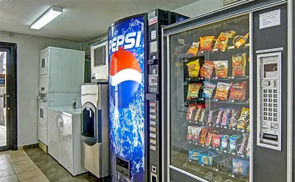 Motel 6-Longview, TX