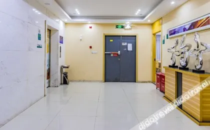 City convenient hotel
