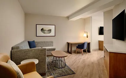 Hyatt Regency Suites Atlanta Northwest