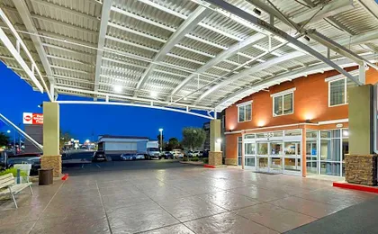Best Western Plus Henderson Hotel