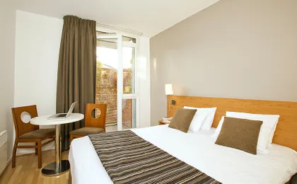 SEJOURS AND AFFAIRES IVRY