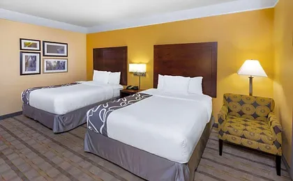La Quinta Inn & Suites by Wyndham Houston NW Beltway8/WestRD