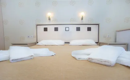 Sunrise Hotel
