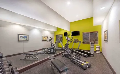 Hawthorn Extended Stay by Wyndham Midland