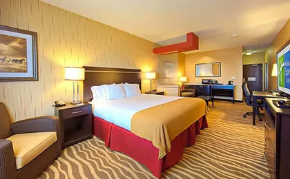Holiday Inn Express & Suites Cotulla By IHG