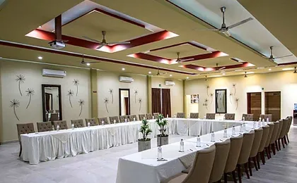 Hotel Ecce Inn & Spa