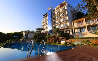 Tom Hill Boutique Resort & Spa