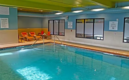 Holiday Inn Express & Suites St. Louise South I-55 By IHG