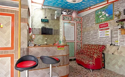 RedDoorz near Mall Ambarukmo Yogyakarta