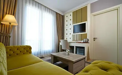 The Grand Mira Hotel