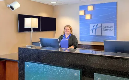 Holiday Inn Express Hotel & Suites Canton By IHG