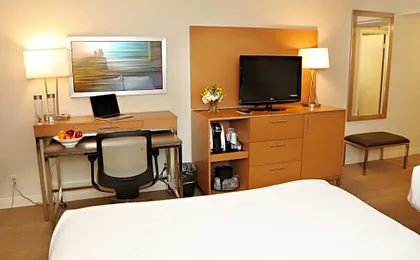 enVision Hotel and Conference Center Mansfield MA