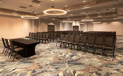 Holiday Inn & Suites Ottawa West - Kanata By IHG