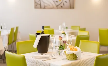 HOTEL CRISTINA