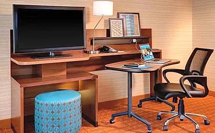 Fairfield Inn & Suites by Marriott Detroit Canton