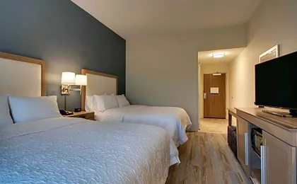 Hampton Inn by Hilton Sneads Ferry North Topsail Beach