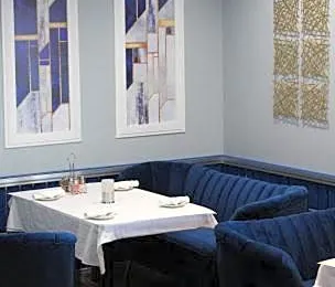 Rock Island Inn & Suites Marshalltown