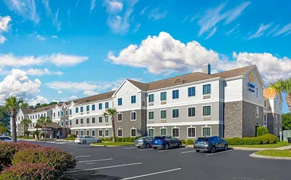 Comfort Inn & Suites Savannah Airport