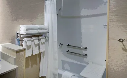 Fairfield Inn & Suites by Marriott Detroit Canton