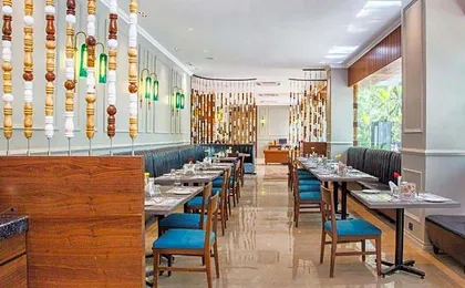 7 Apple Hotel Vimannagar, Pune