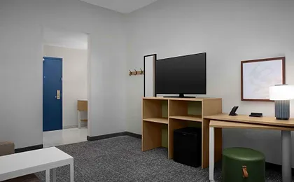 Spark by Hilton Miami Doral