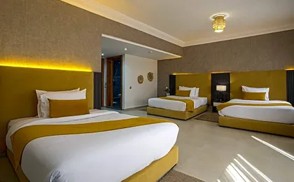 Yaad City Hotel